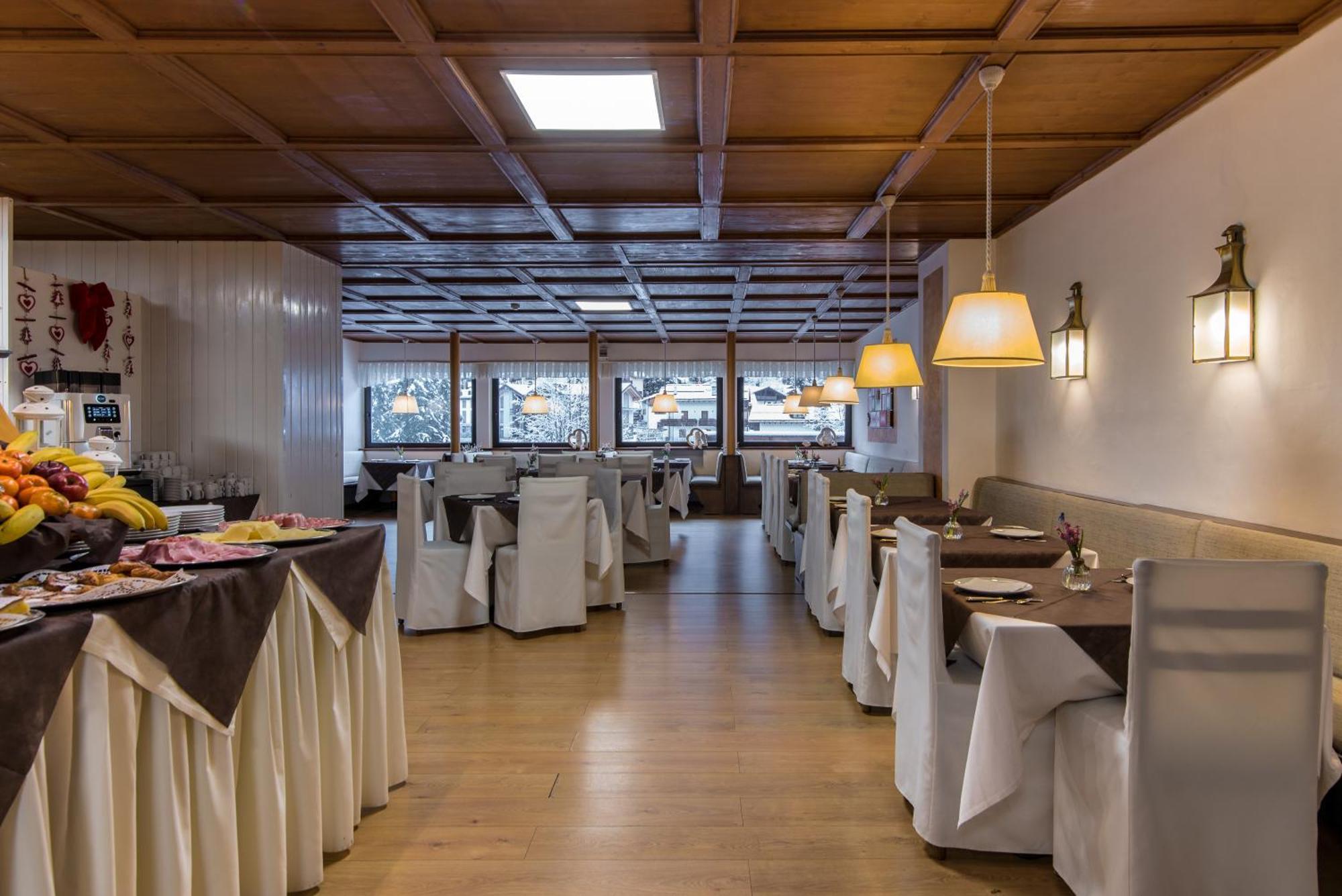 Hotel Colfosco San Martino Di Castrozza Extérieur photo