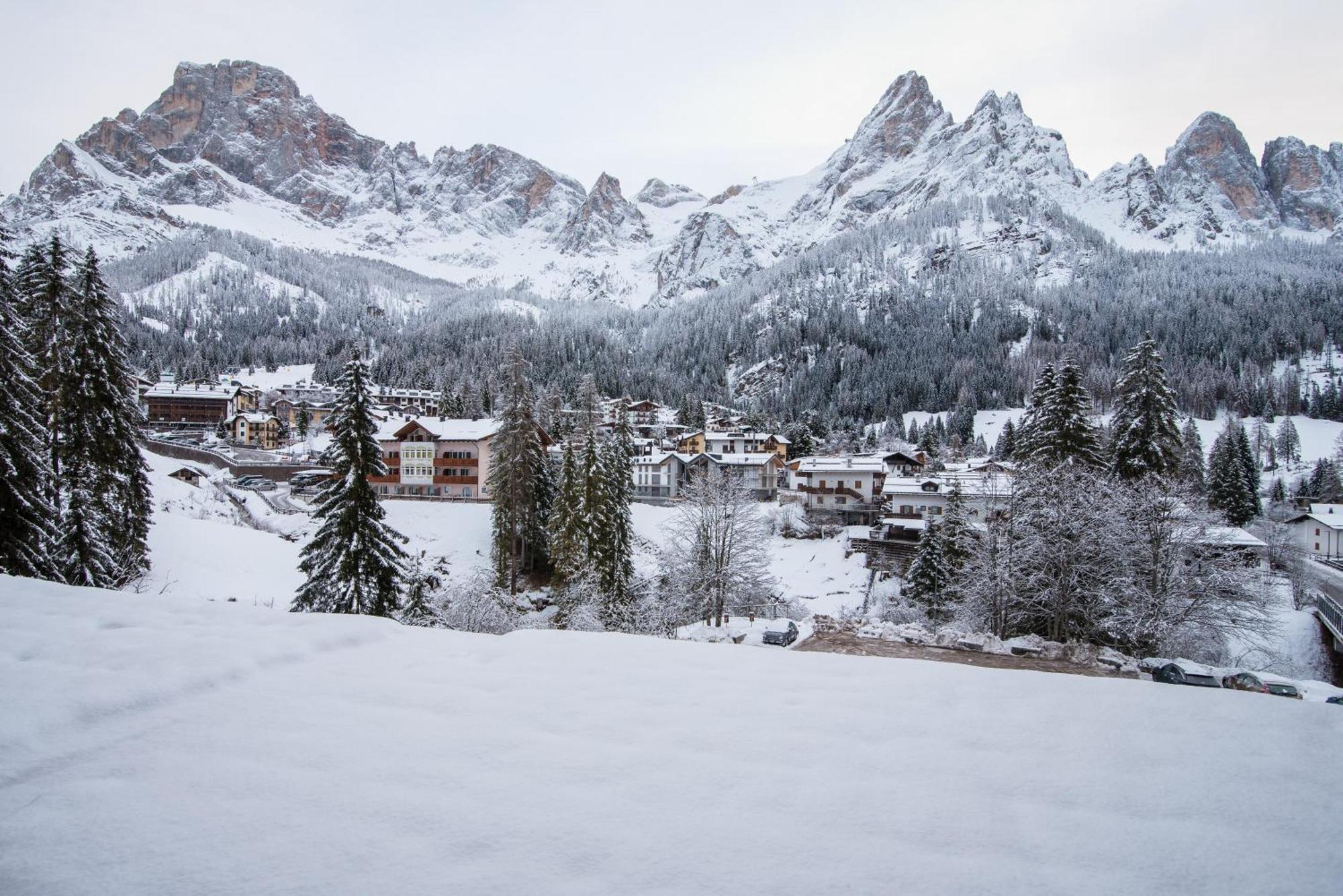 Hotel Colfosco San Martino Di Castrozza Extérieur photo