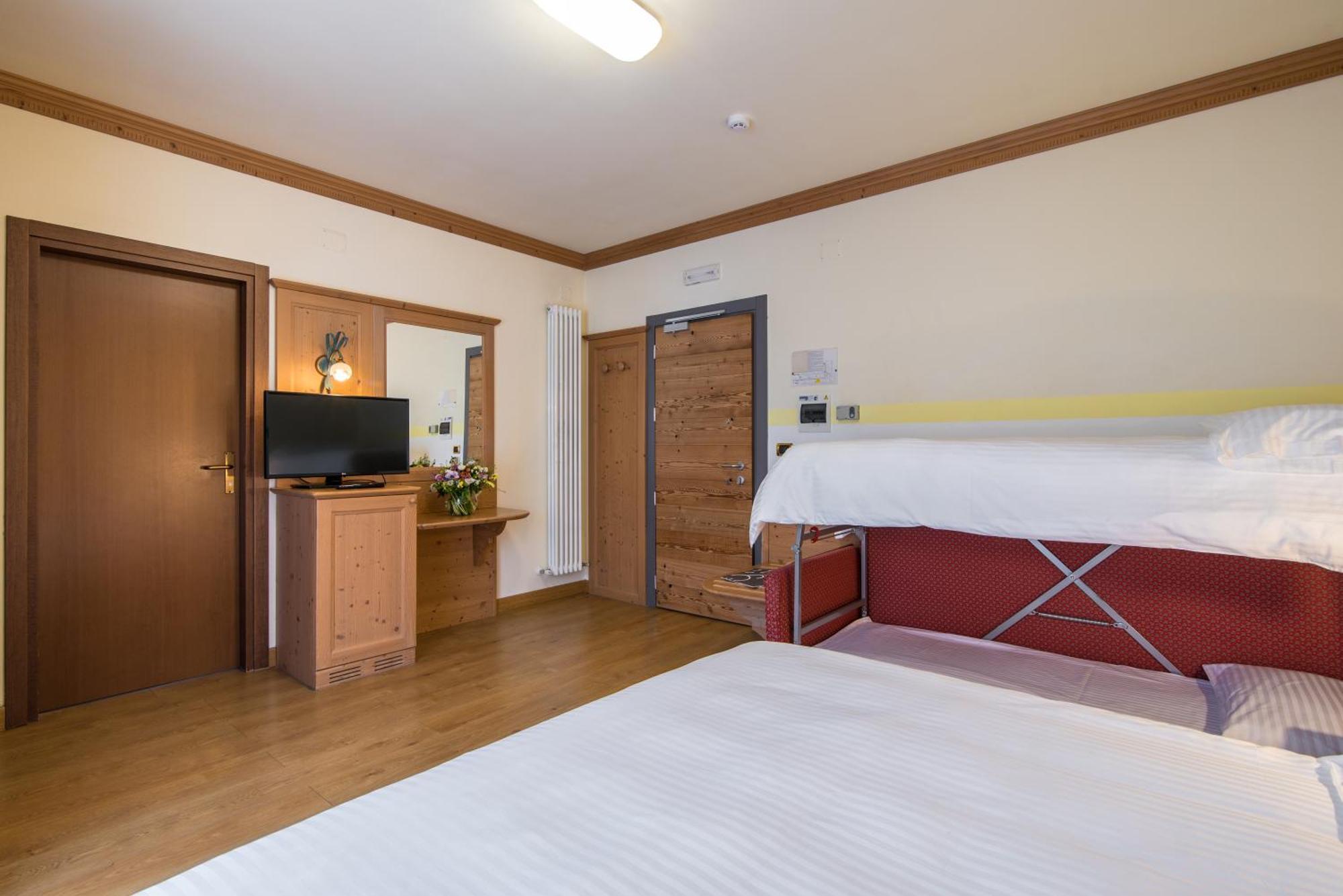 Hotel Colfosco San Martino Di Castrozza Extérieur photo